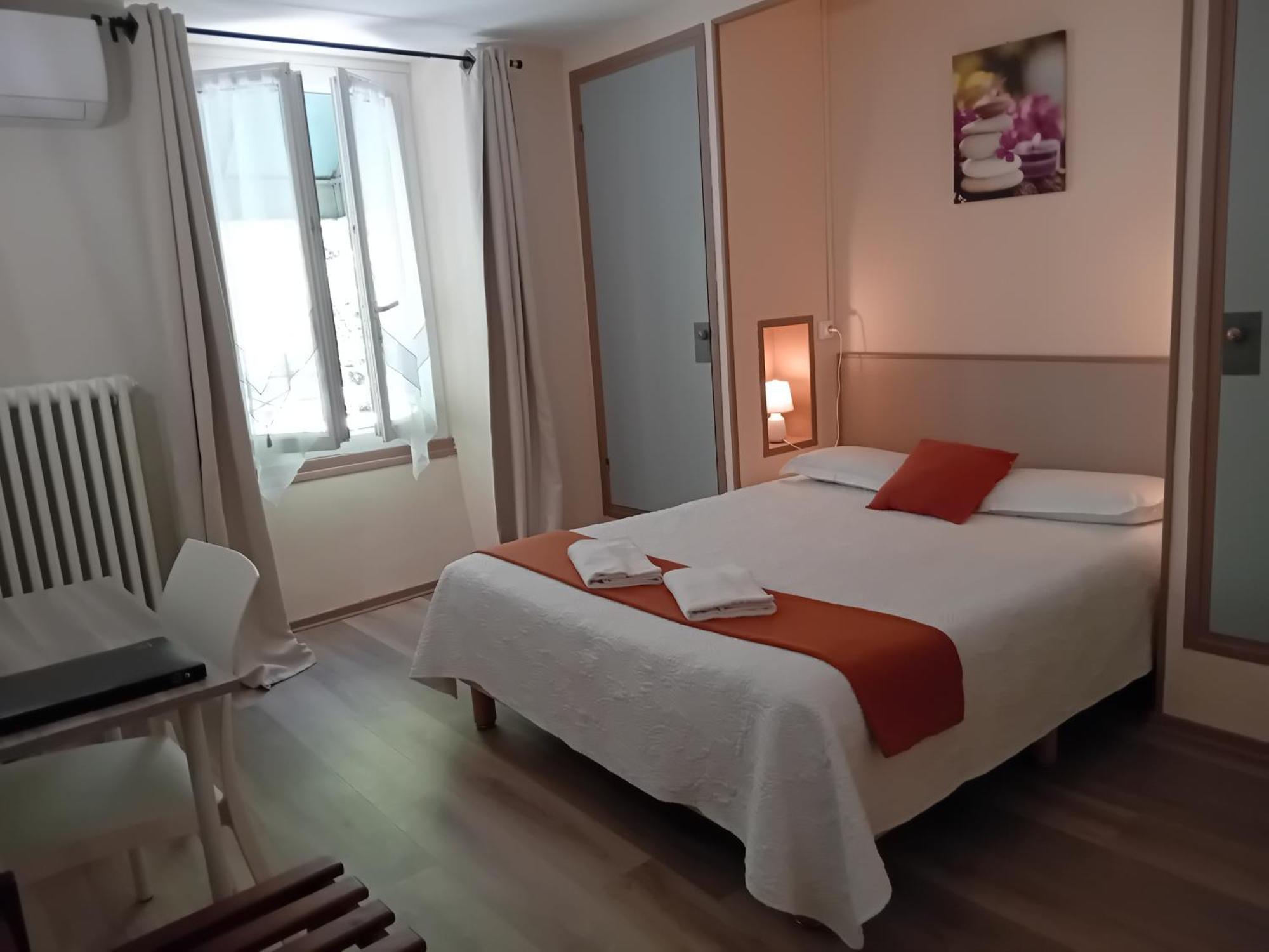 Hotel La Gravenne Thueyts Room photo